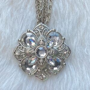 Beautiful Pendant Statement Necklace